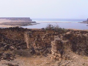 aut_0291 Ancient seaside fortress-Oman, So. Saudia Arabia